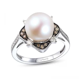 image of Pearl Ring in 14K Vanilla Gold